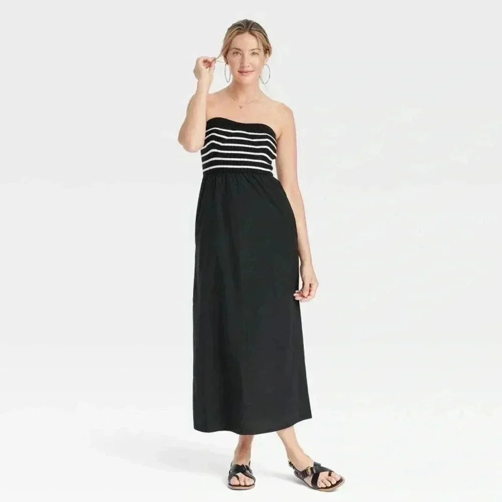 NWOT‎ Women's Strapless Midi Sweater Dress
- Universal Thread